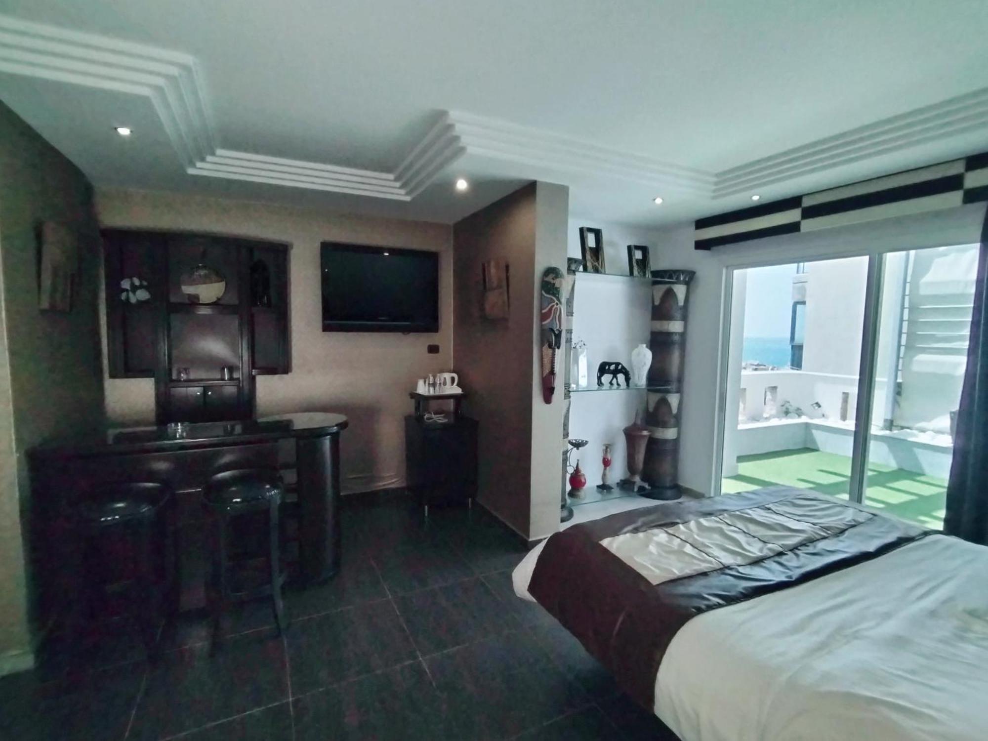 Doll’s Hotel By Voodoo Jounieh Buitenkant foto