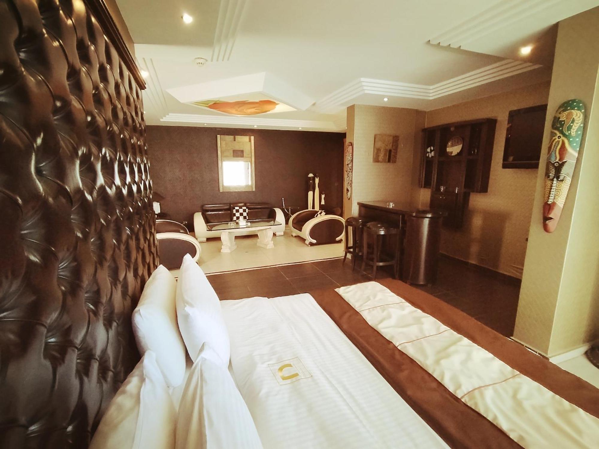 Doll’s Hotel By Voodoo Jounieh Buitenkant foto